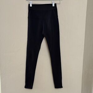 Splits 59 Black Leggings. Great Condition!